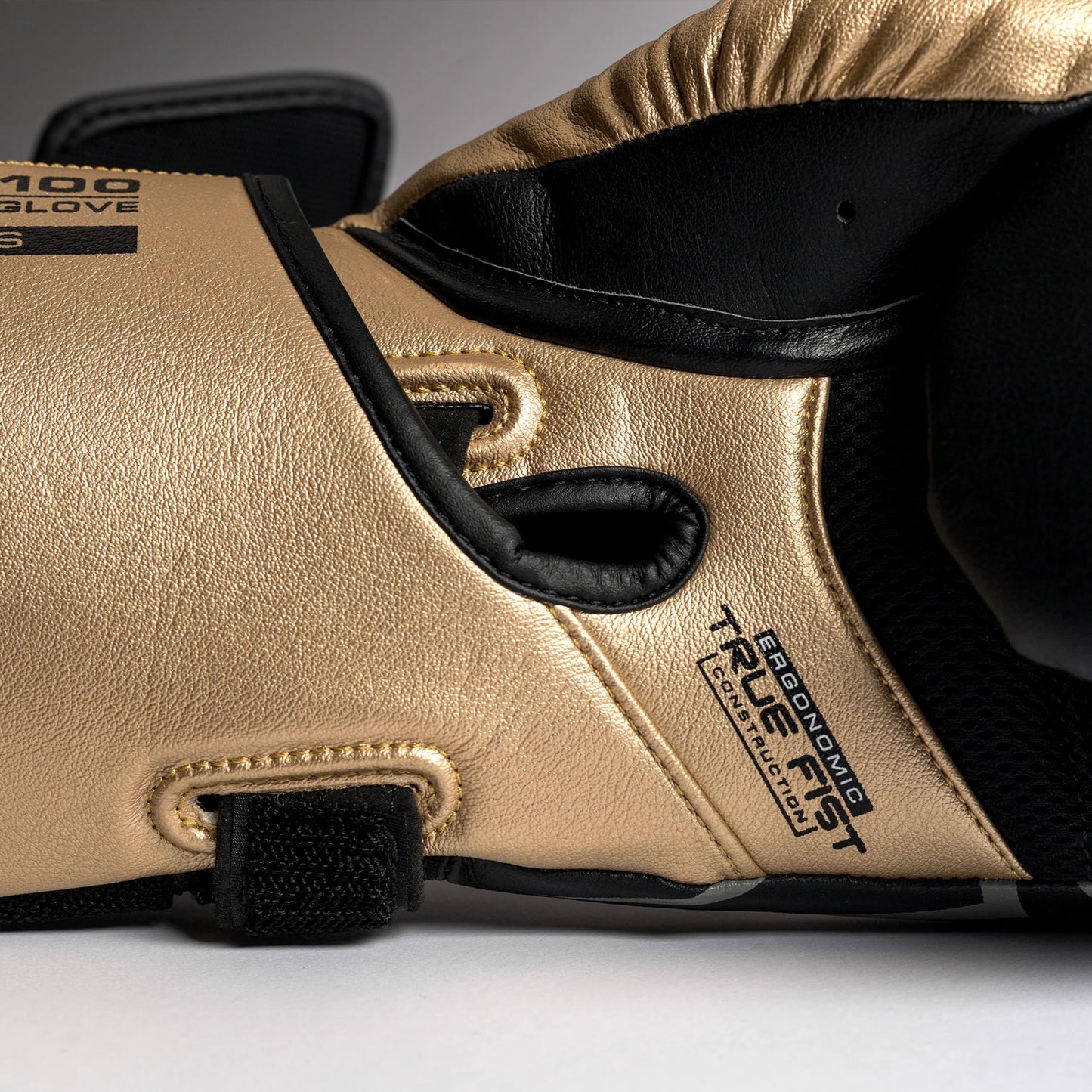 Rival RB100 Professional Bag Gloves