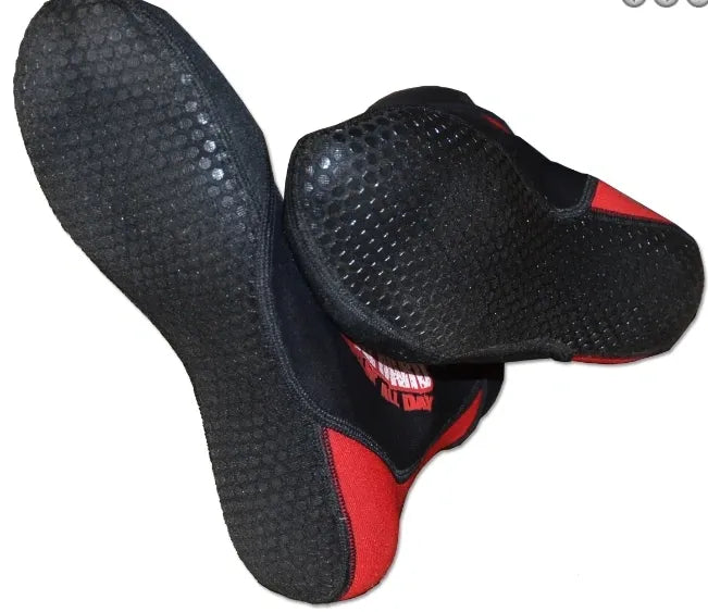 RING TO CAGE "ROLL HARD" MMA GRAPPLING SOCKS