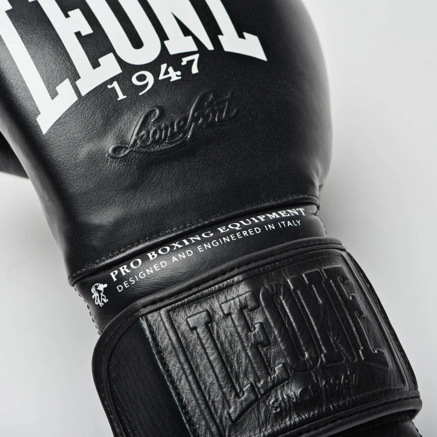 LEONE "THE GREATEST" BOXING GLOVES - Black or White