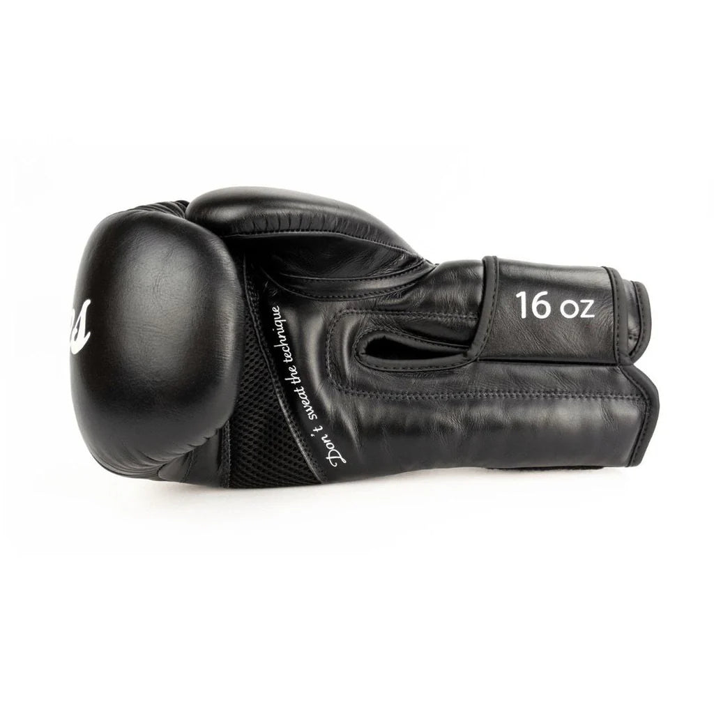 Techniques Akala Professional Boxing Gloves - Black or White