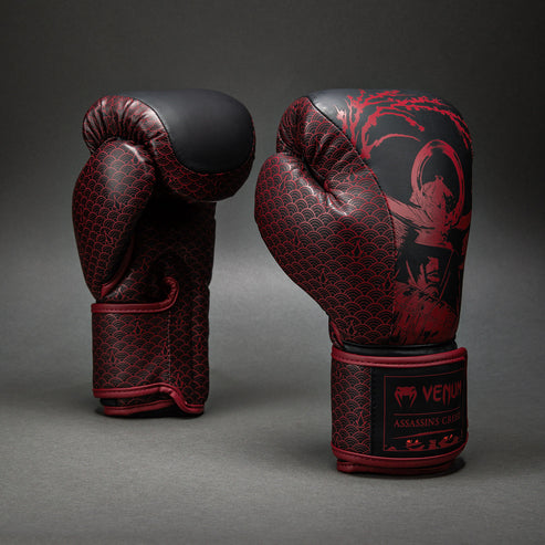 Venum Assassin's Creed Shadows Boxing Gloves - Black/Burgundy
